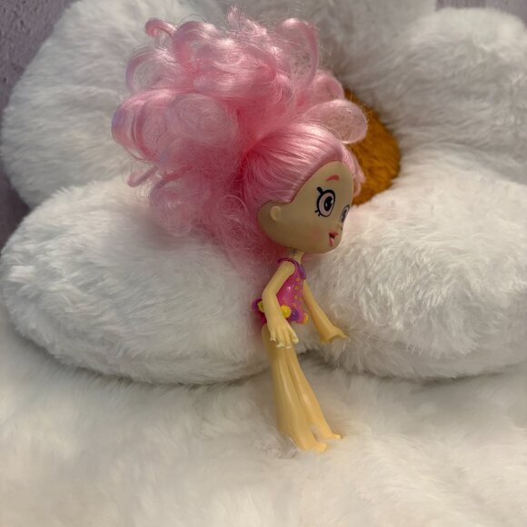 Shopkins Shoppies Bubbleisha Doll Pink Hair (SKU: 300TO) - Picture 4 of 9